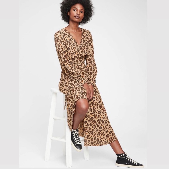 GAP Dresses & Skirts - Gap leopard 🐆 wrap dress. NWT